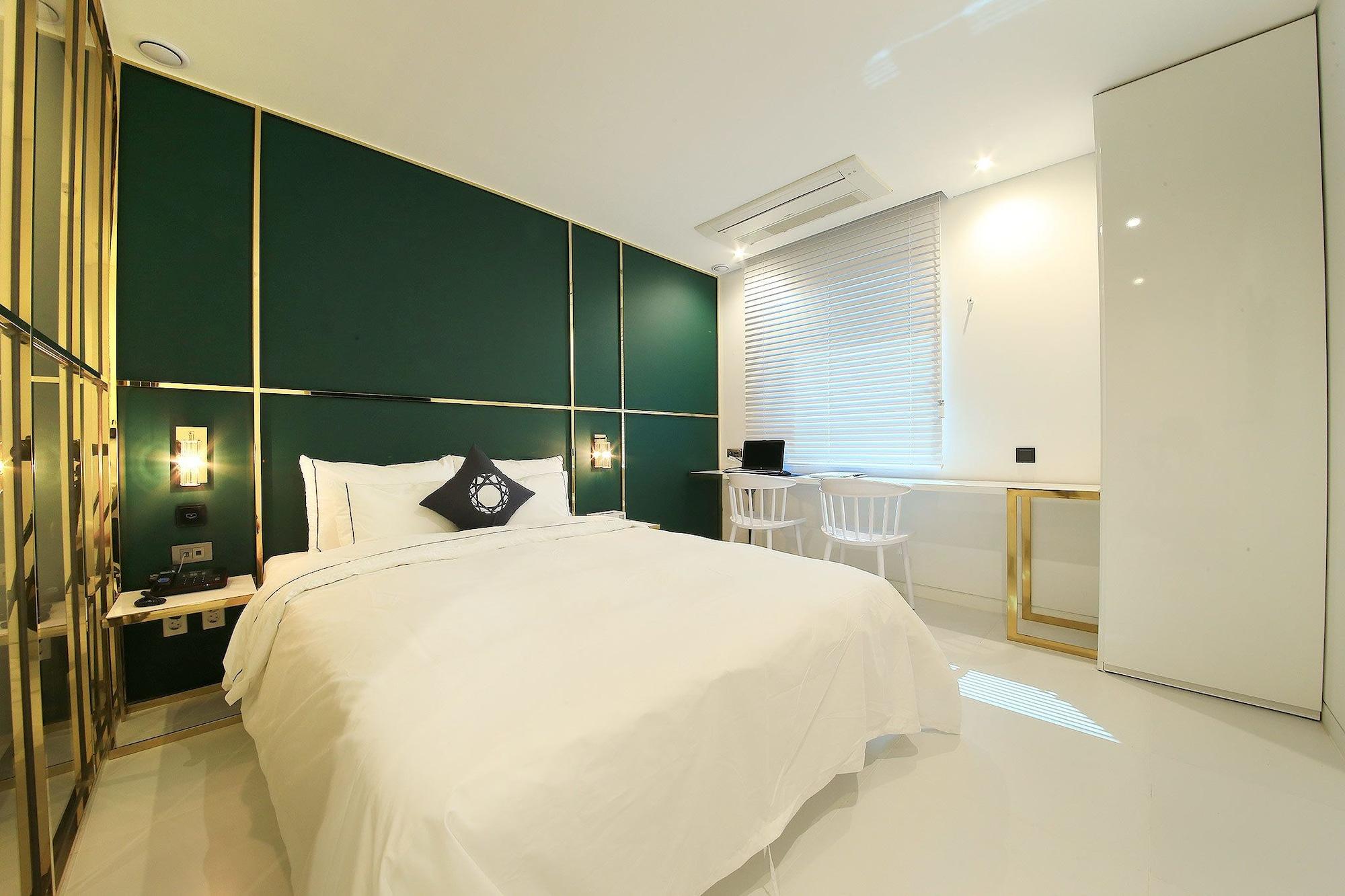 Hotel Cullinan Gundae Seoul