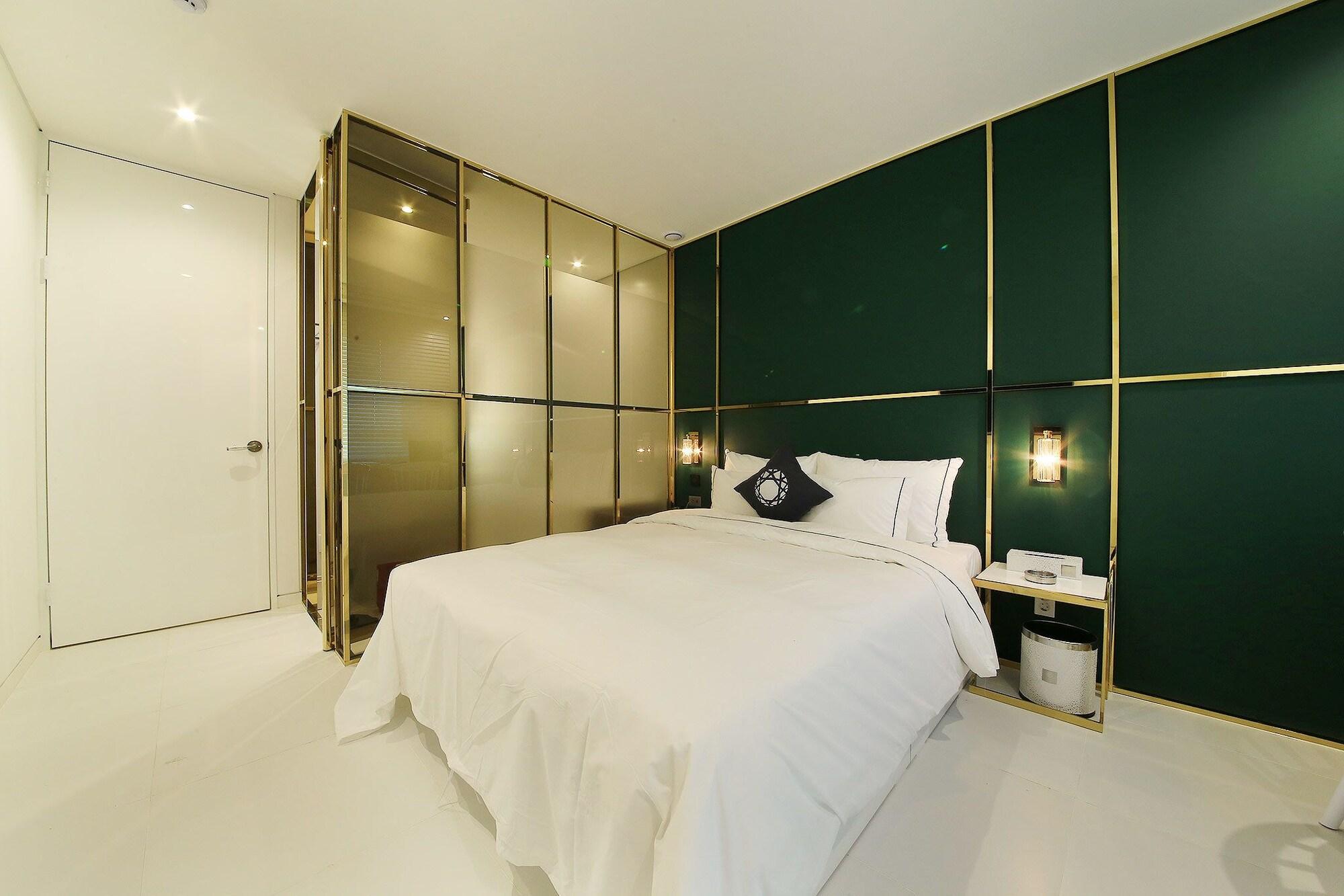 Hotel Cullinan Gundae 3*